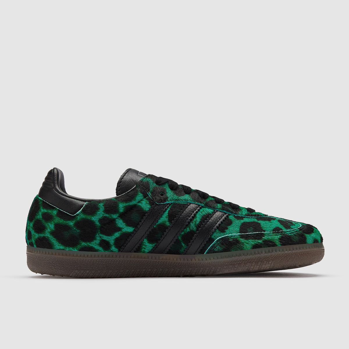 Adidas Samba OG women's sneakers with green leopard pattern, black heel and side stripes