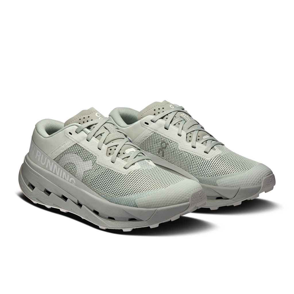 On Running Cloudultra 3 women's running shoes, light mesh knit, lace-up side view