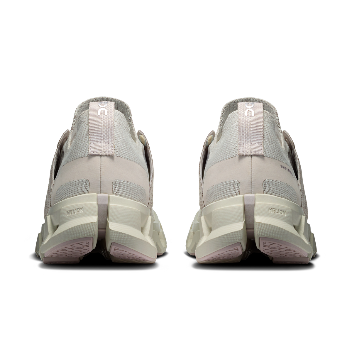 Women’s running shoes heel view in light gray with white midsole and cushioned back