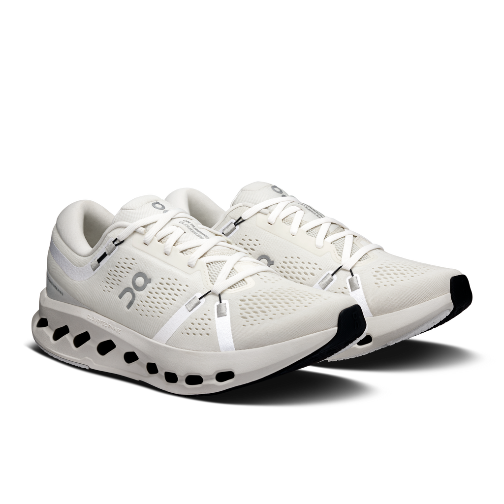 Men's ivory running shoes, lace-up with padded collar and Cloud cushion pods