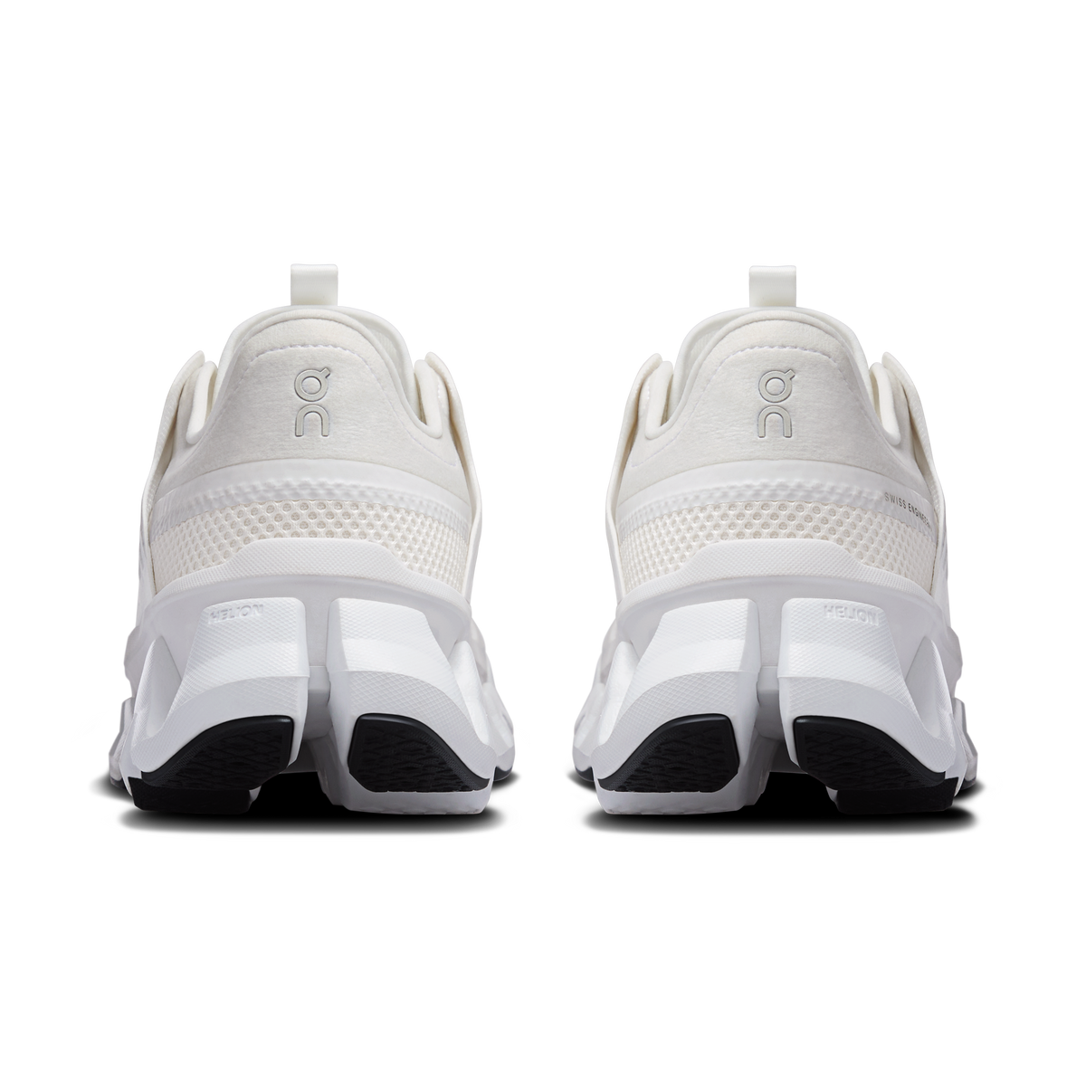 On women's Cloudswift Amp shoes, rear view with white heel and black traction panels