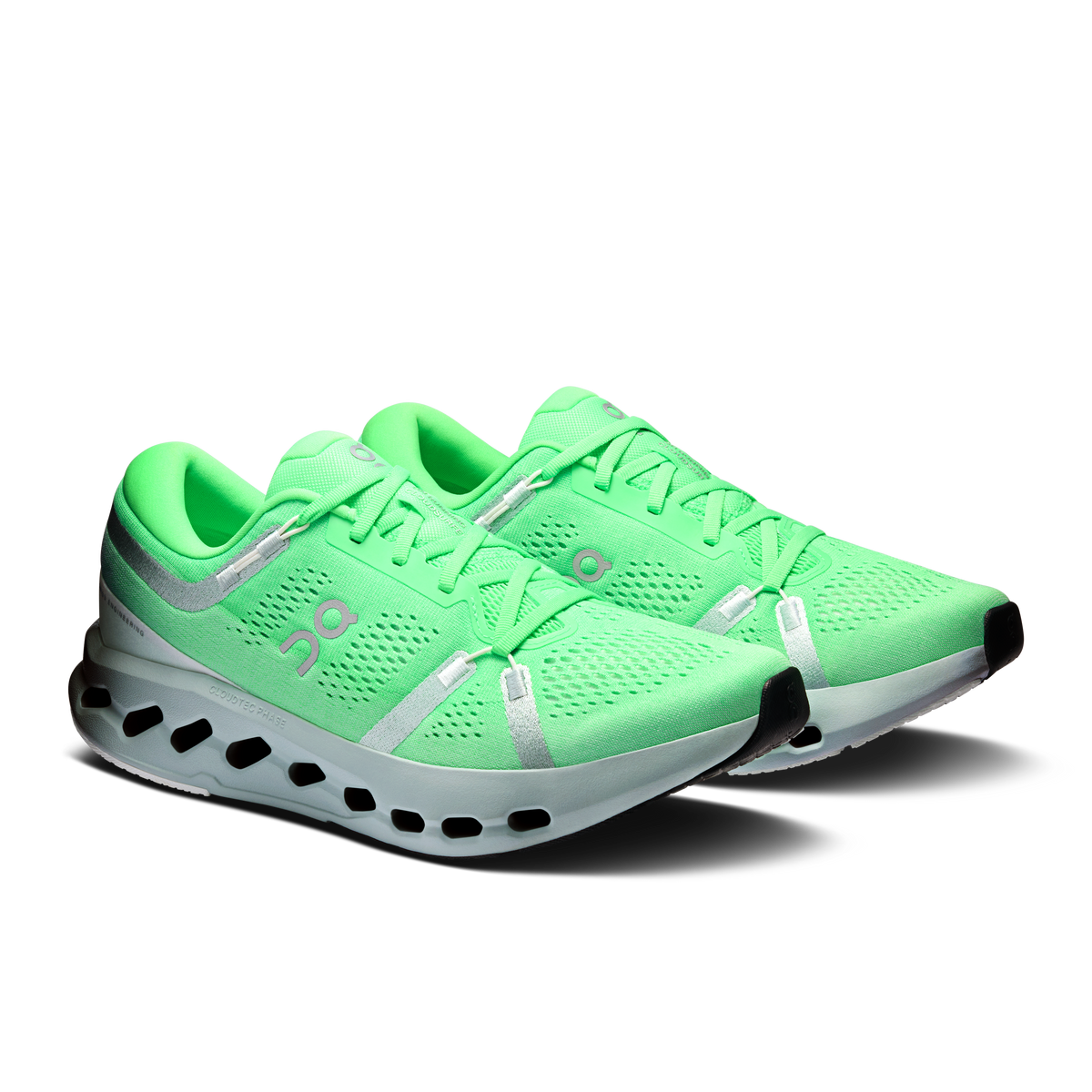 Men's green running shoes, lace-up with silver logo and CloudTec cushioning sole