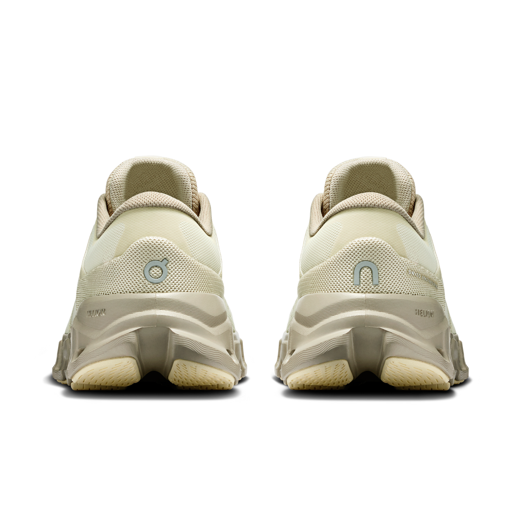 On Cloud X 5 shoes heel view, chalk mesh, padded collar, rear pull tab