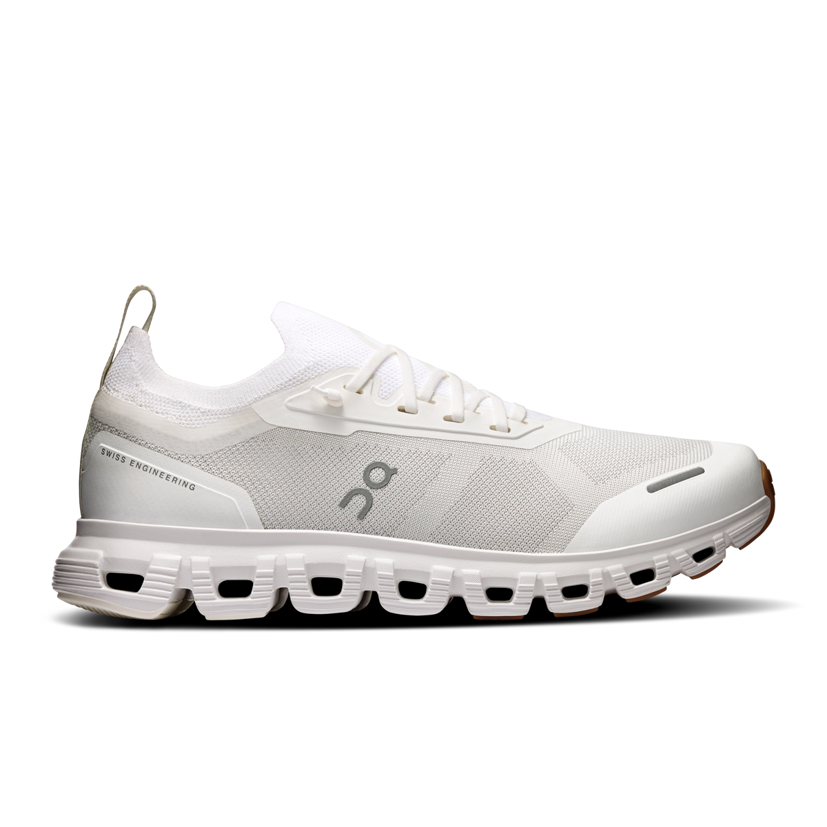 Women's On Cloud 6 Versa running shoes, white knit upper and Cloud-style sole