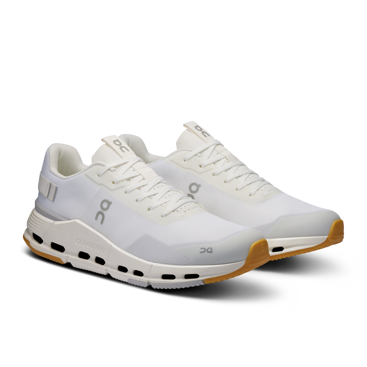 Men's running shoes in white/ivory, lace-up knit upper with CloudTec podded sole
