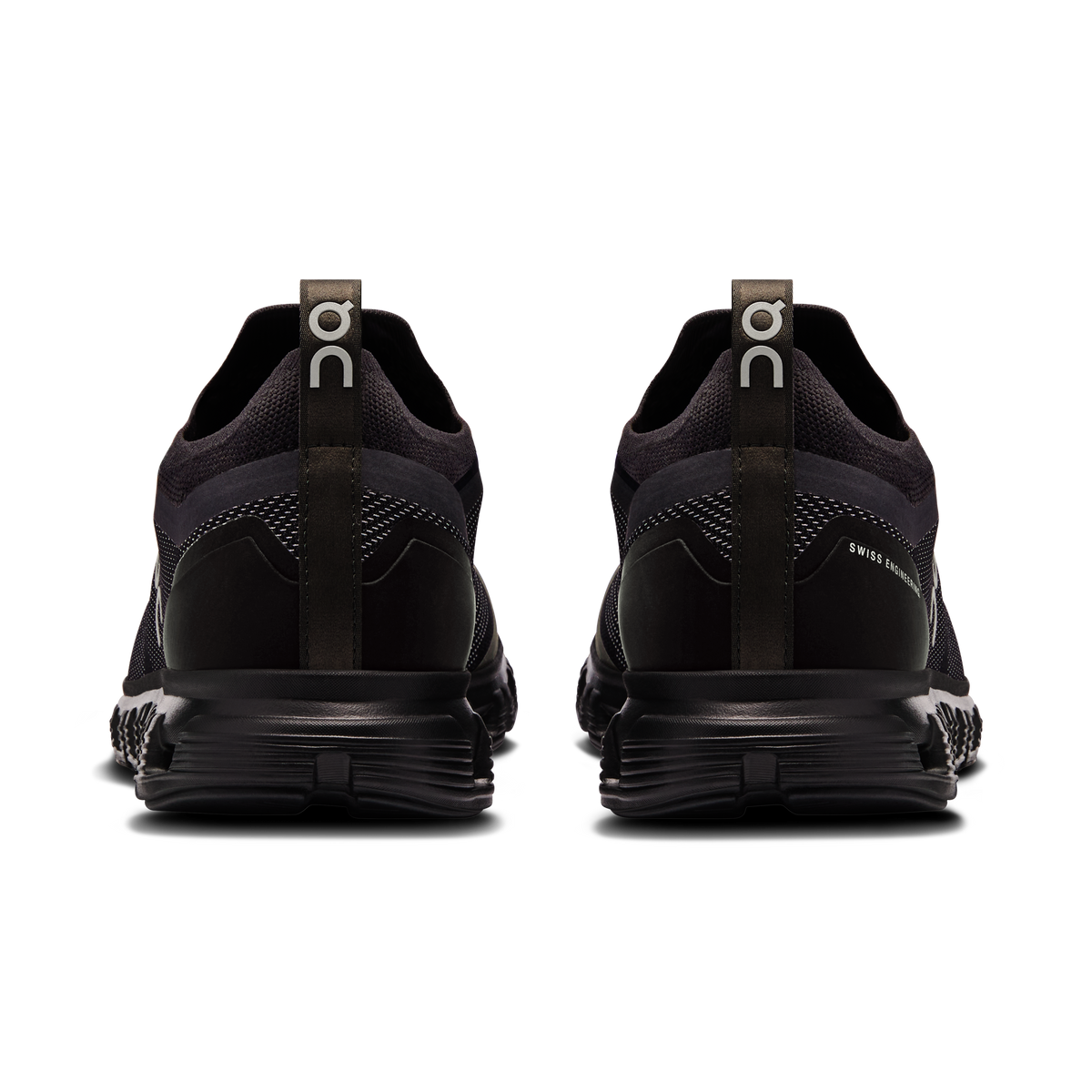Men's On Cloud 6 Versa shoes from back, black heel tab and cushioned sole