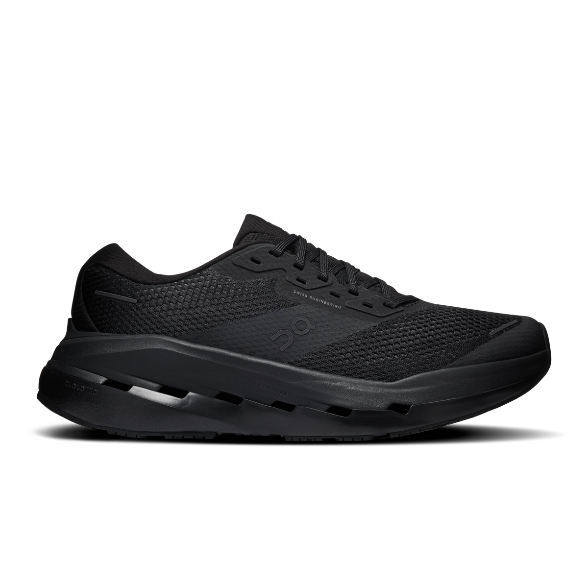 Men's black running shoes, mesh upper, lace-up, Cloud-style cushioned midsole