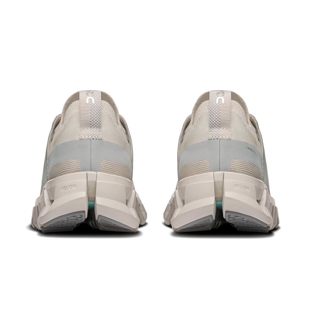 Women’s Cloudswift 4 shoes heel view, light pearl knit with gray heel panels
