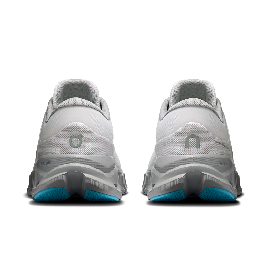 Men's On Cloud X 5 shoes heel view in light gray with teal outsole edge
