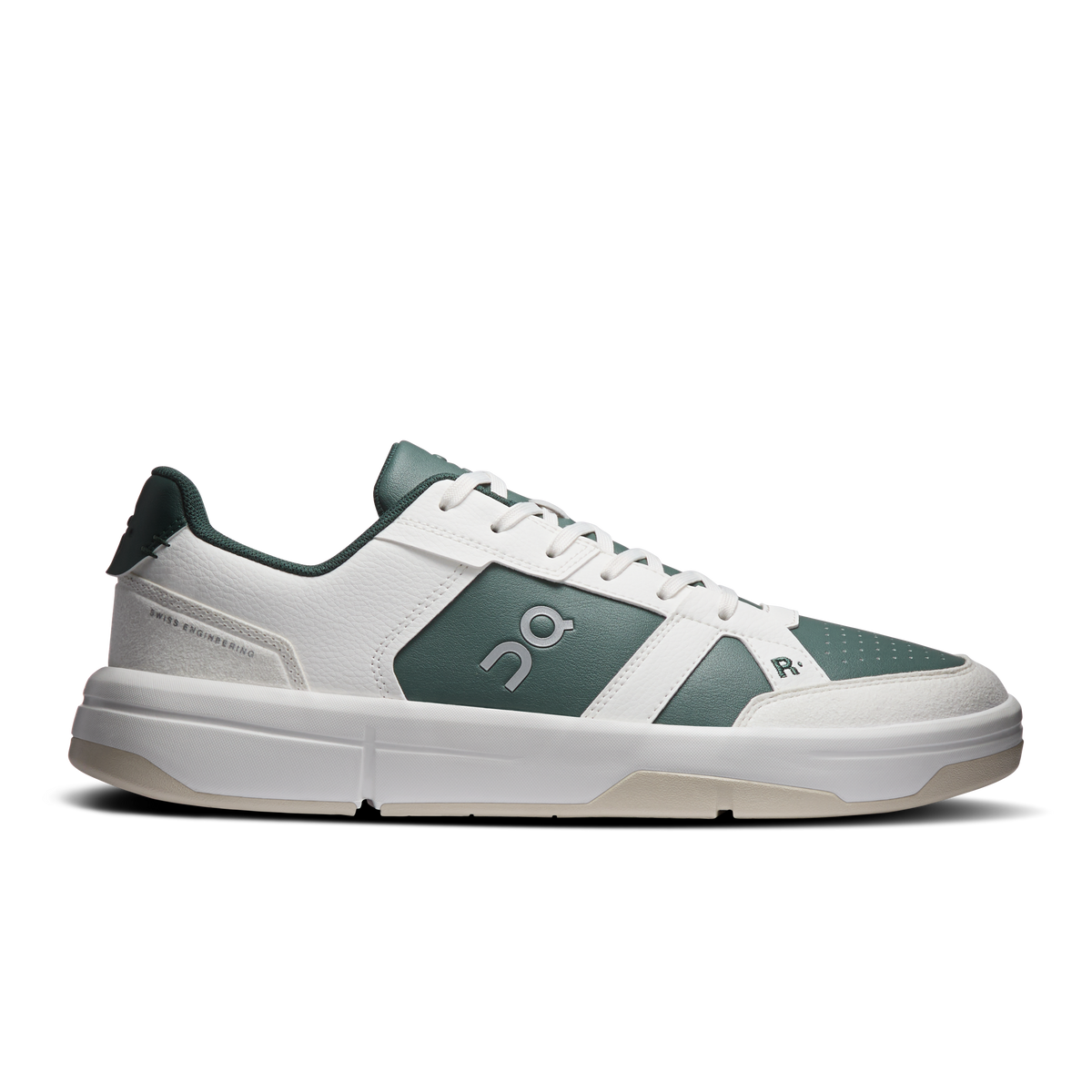 Men's low-top sneakers in ivory with olive panels and lace-up closure