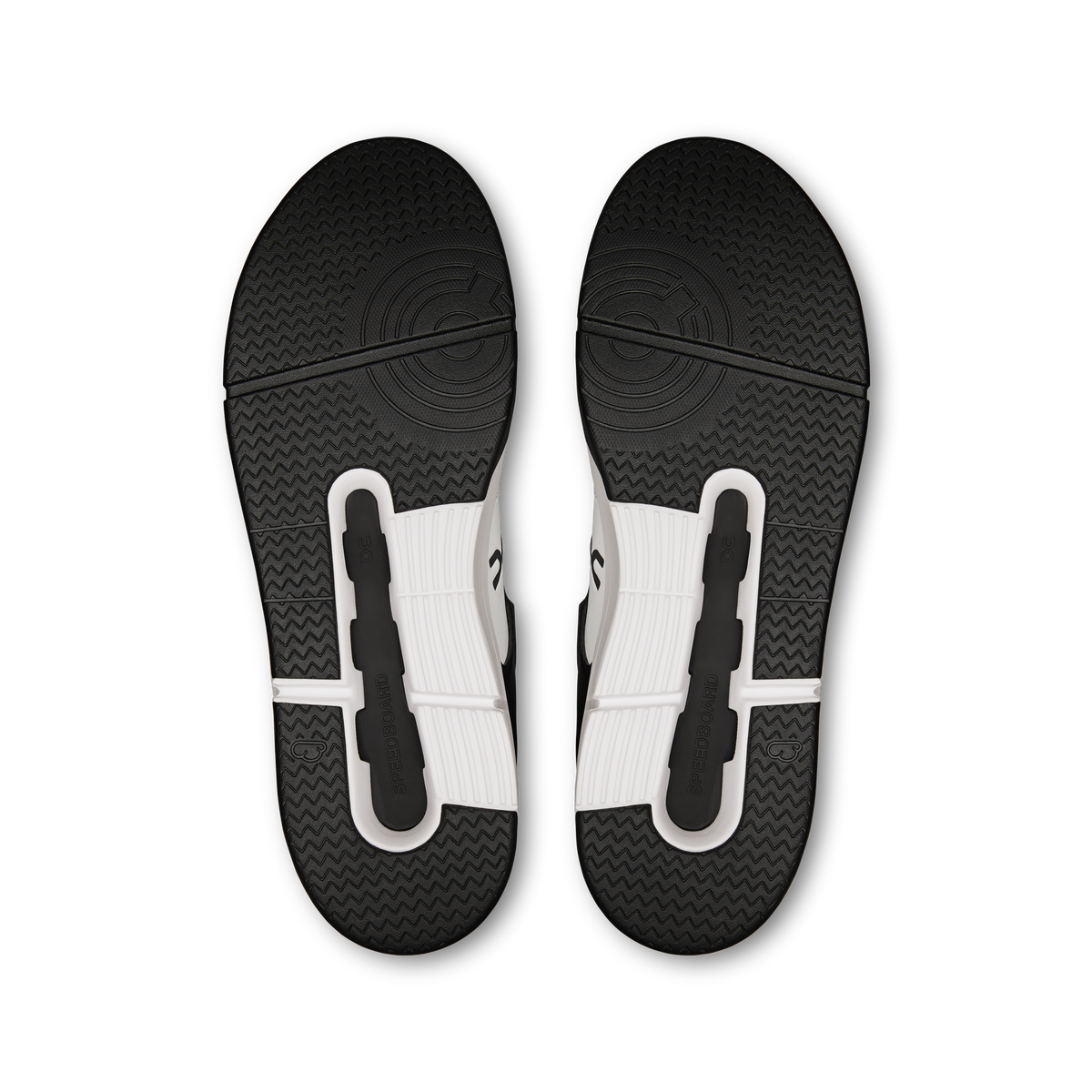 On Running Roger Clubhouse shoe outsole with textured tread and white/black heel pods
