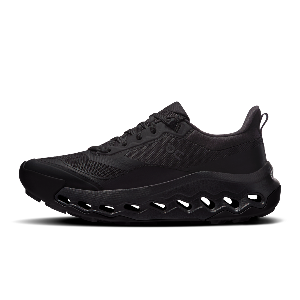 On women's Cloudhorizon 2 running shoes in black, lace-up upper with pod midsole