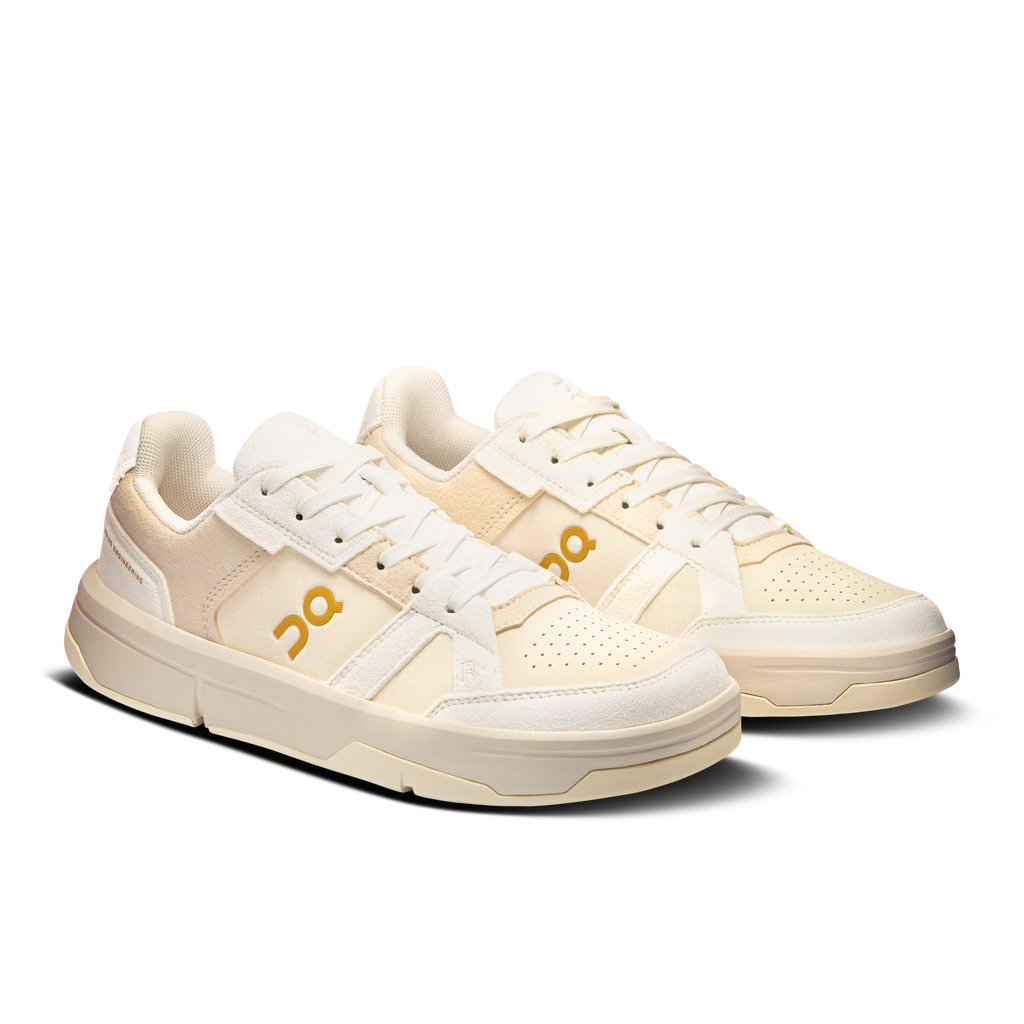 Pair of women's On Running Roger Clubhouse Ace lace-up sneakers, side view