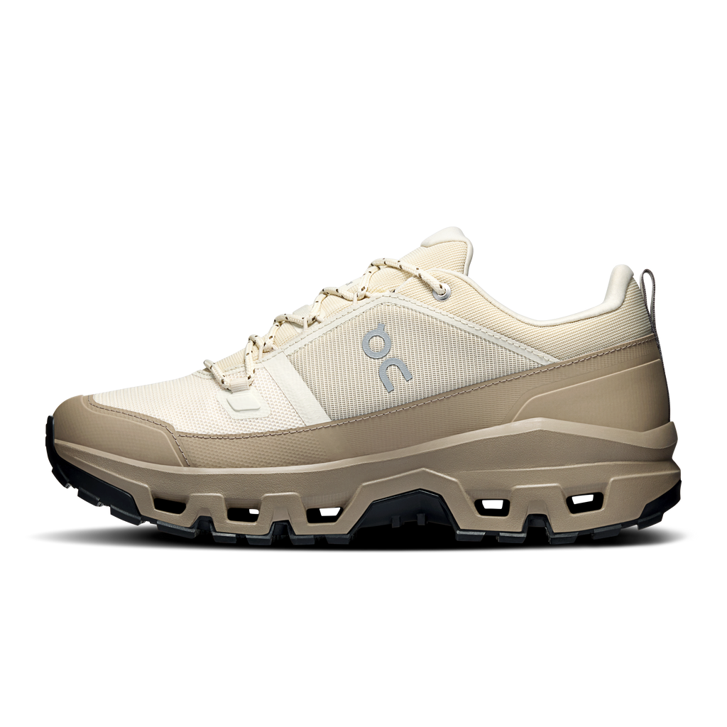 Men’s waterproof low hiking shoe, cream upper with On logo and lace eyelets