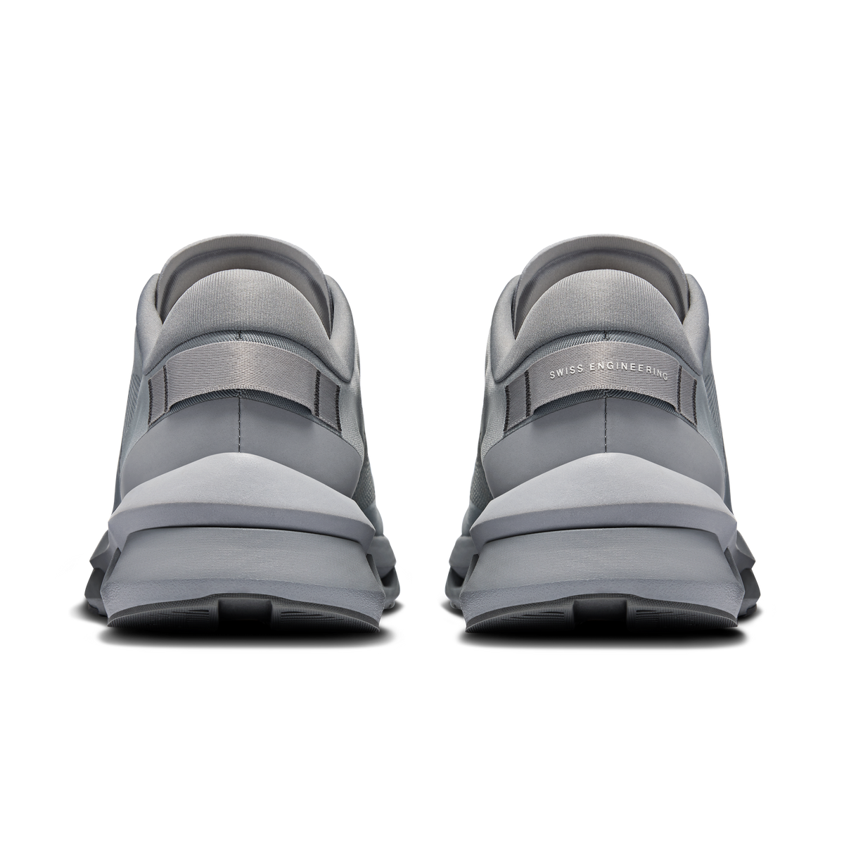 Men's running shoes rear view, padded heel collar and pull tab, dark outsole