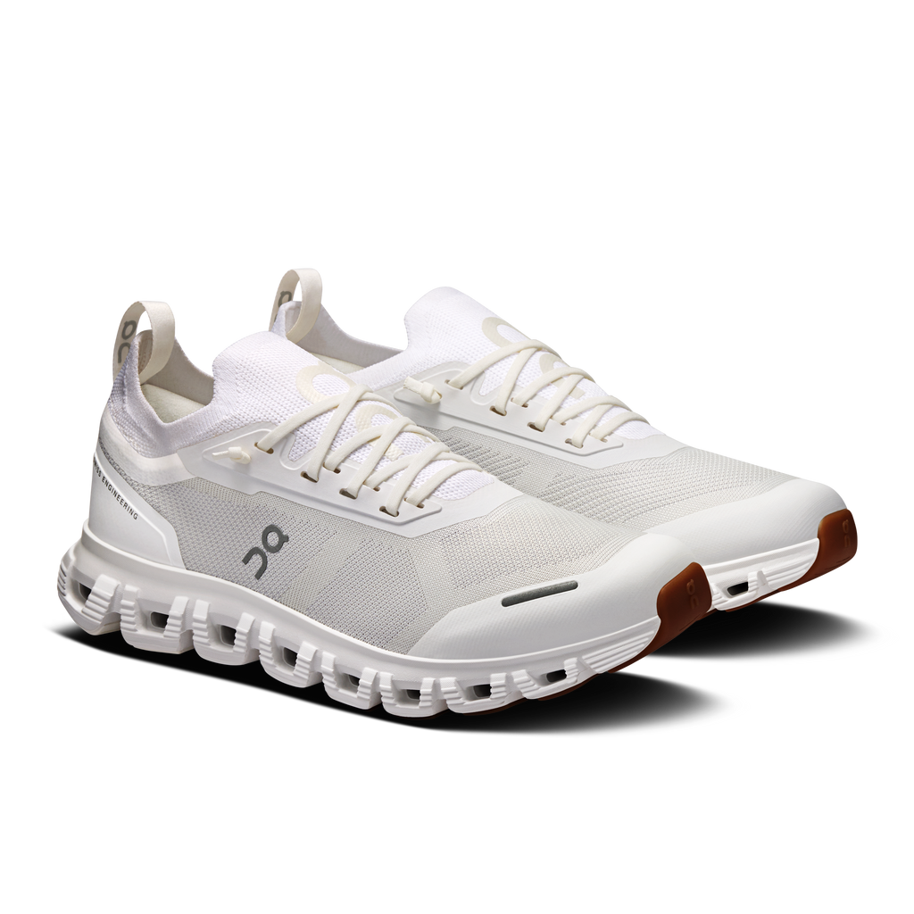 Women's On Cloud 6 Versa running shoes, white lace-up front with side logo