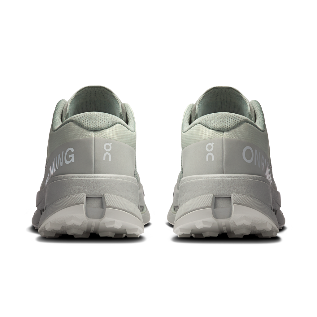 Men's running shoes heels, light blue-gray back panels with lace-up, treaded sole