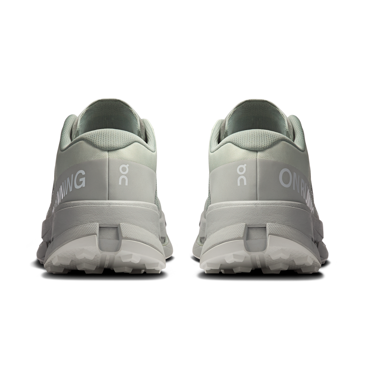 Men's running shoes heels, light blue-gray back panels with lace-up, treaded sole