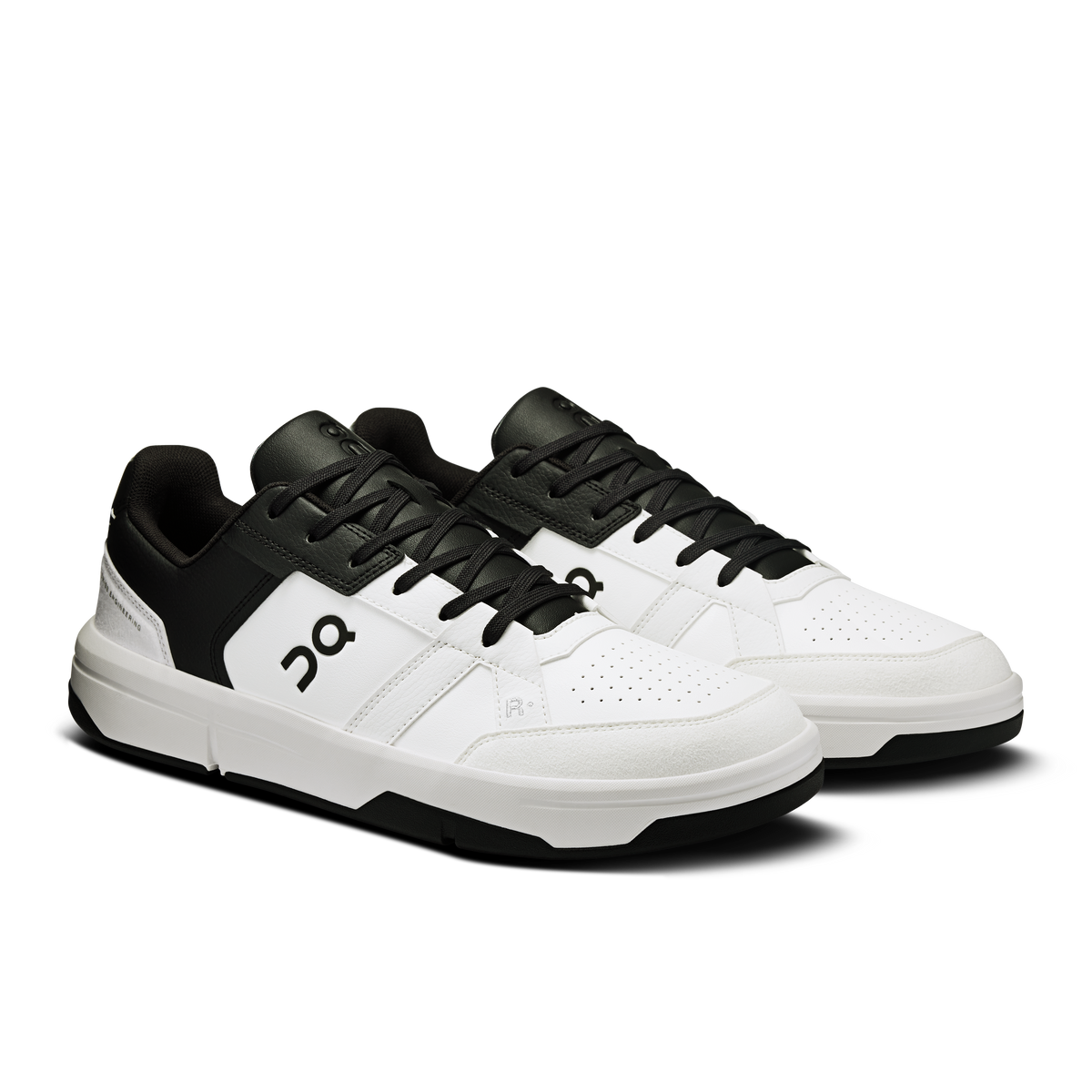 On Running men's Roger Clubhouse sneakers, white upper with black panels, lace-up