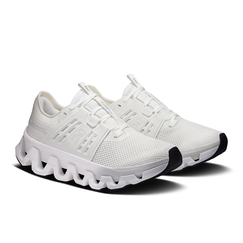 On women's Cloudswift Amp shoes, white knit upper with lace-up and foam sole