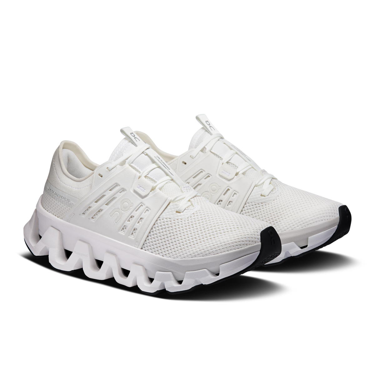 On women's Cloudswift Amp shoes, white knit upper with lace-up and foam sole