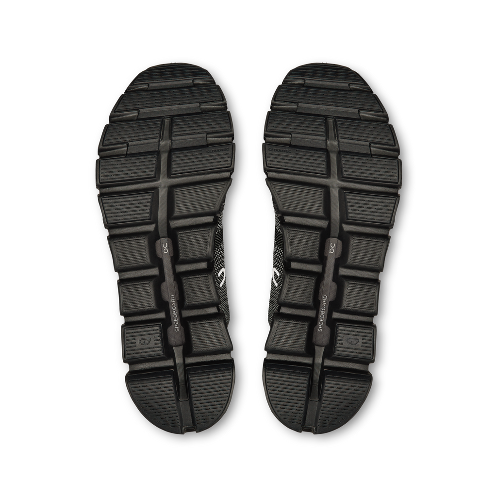 On Cloud 6 Versa outsole pair with deep tread pattern