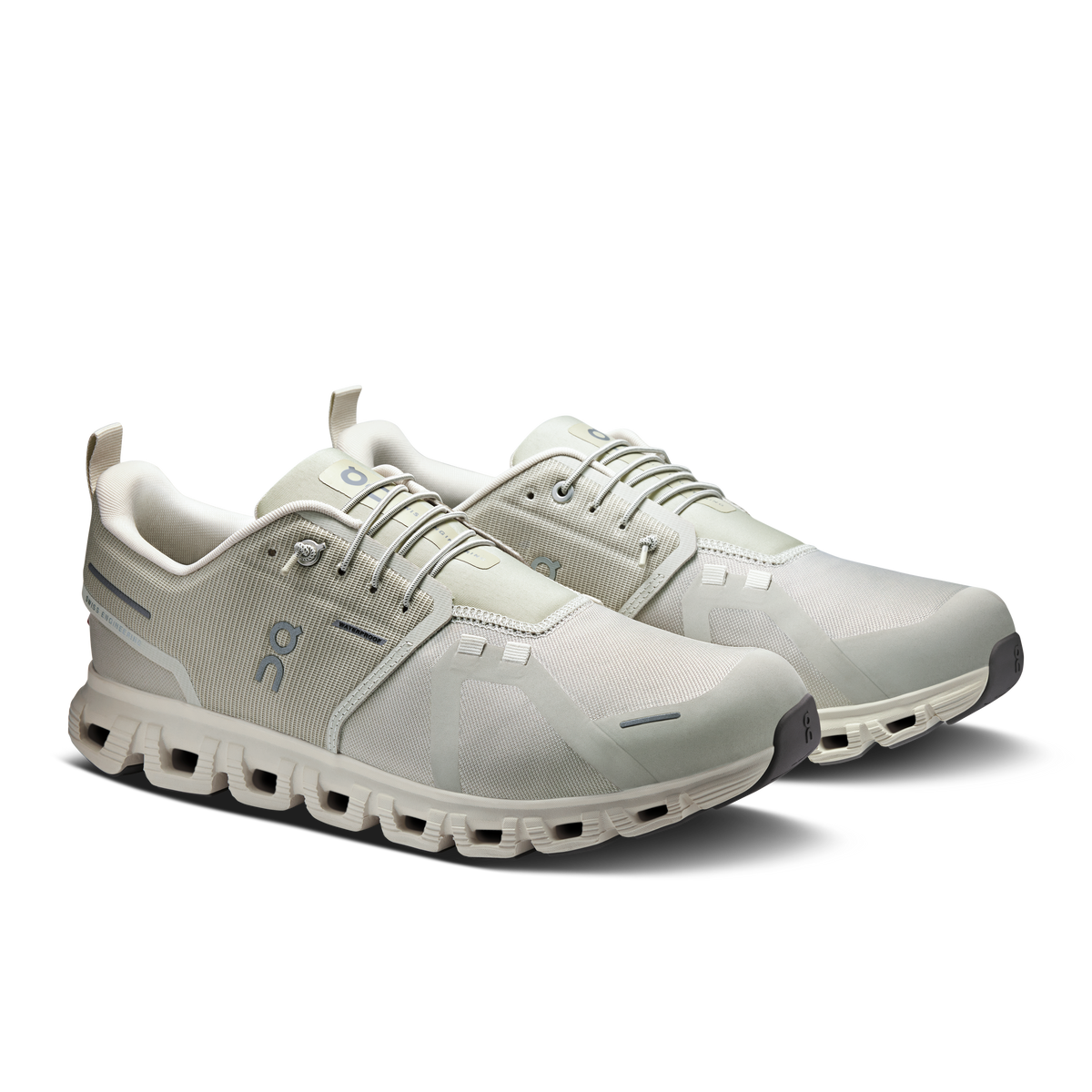 Men's waterproof running shoes, light gray knit upper with lace-up and padded collar