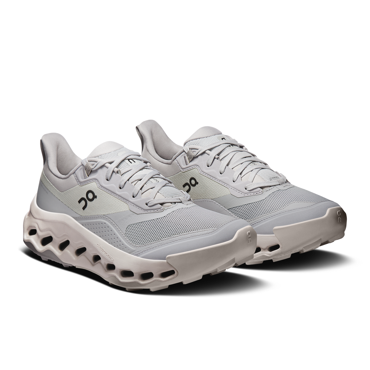 Women's Cloudhorizon 2 running shoes, two pairs angled side view, lace-up