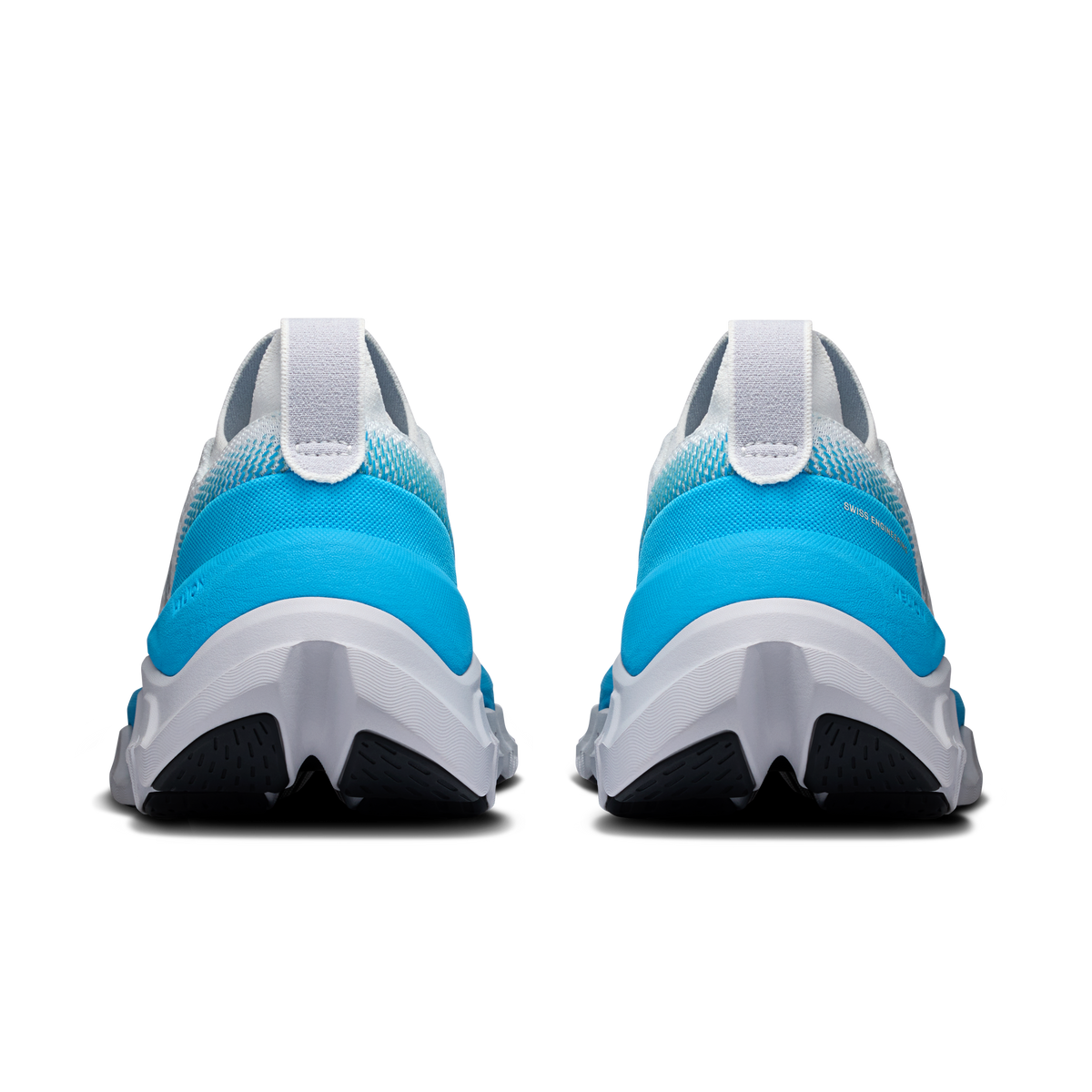 On Cloud X Tempo men's running shoes, heel view with white/ivory heel tab and blue support