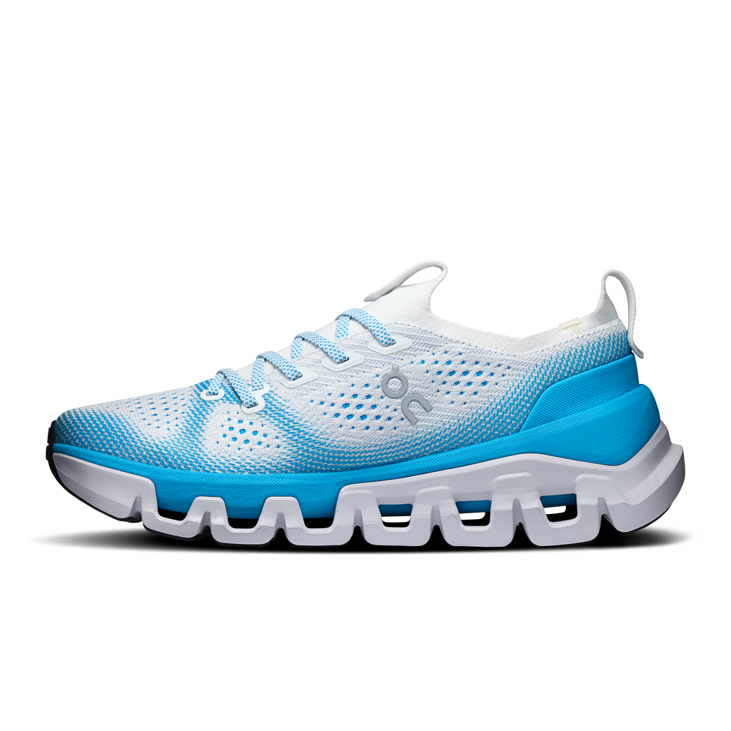 On Cloud X Tempo men's running shoes, front view with white/ivory and blue mesh upper