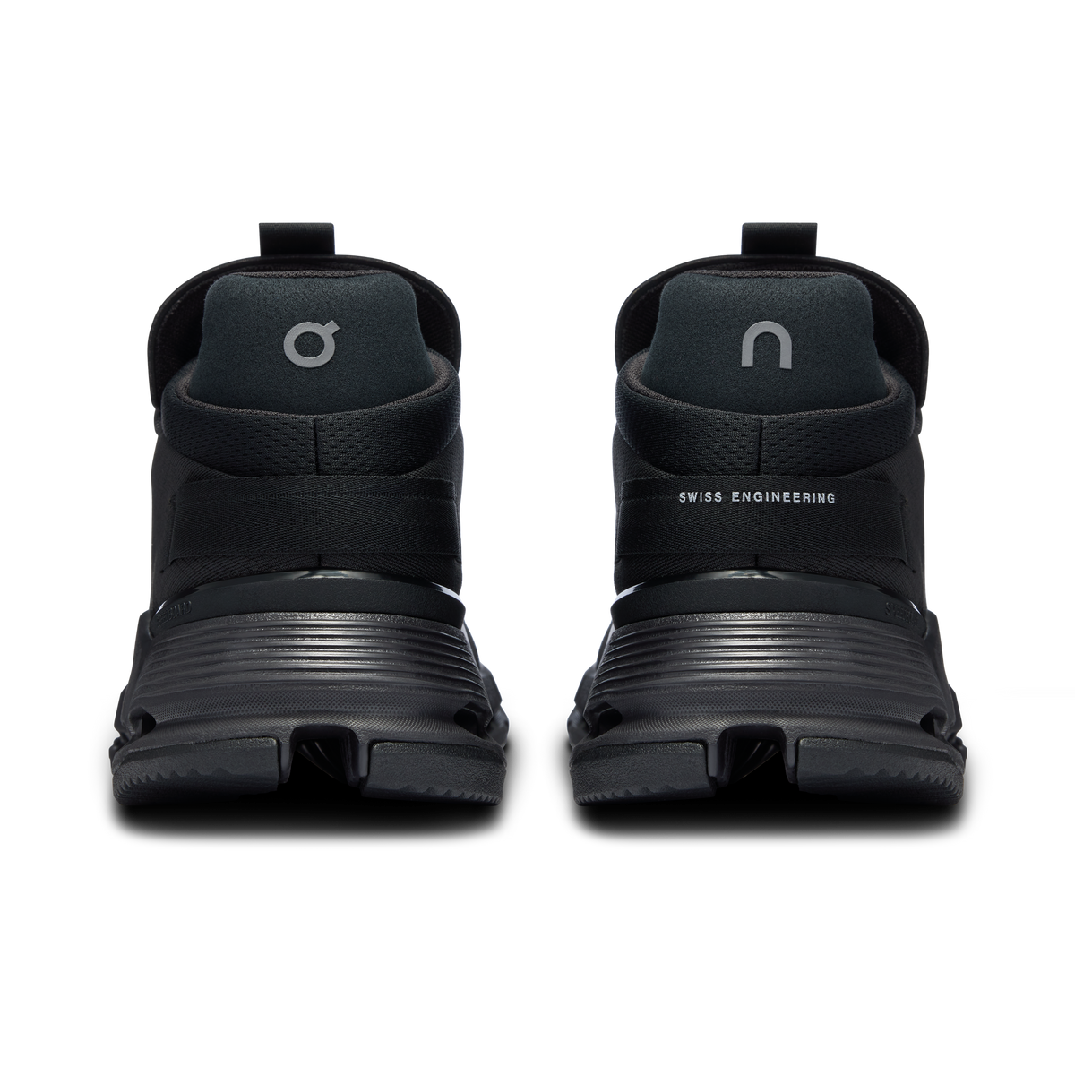 Men's black running shoes, heel view with SWISS ENGINEERING branding