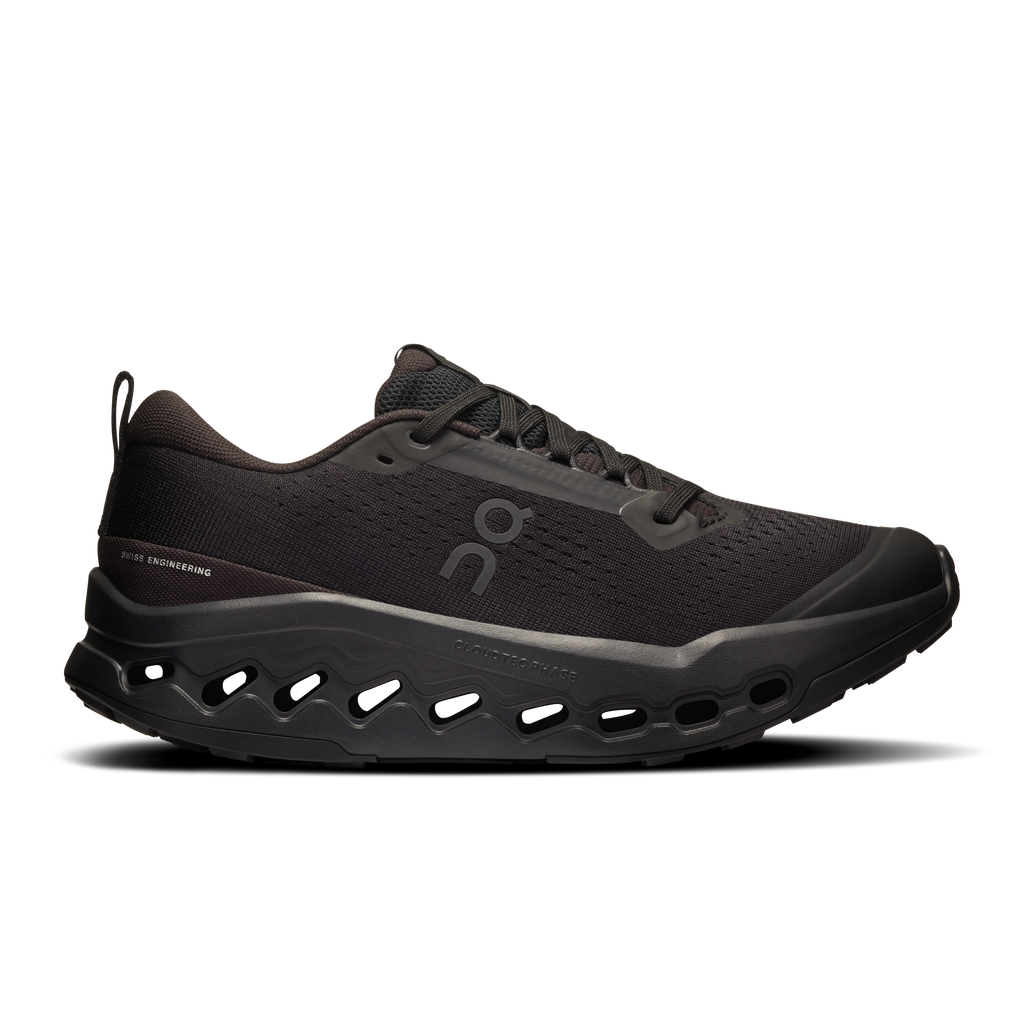 Women’s black trail running shoes, lace-up knit upper and cushioned rubber outsole