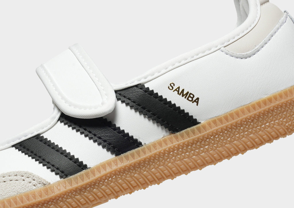 Kids' Samba Jane low-top in white with black stripes and 'SAMBA' logo